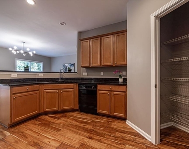 2657 Cedar Drive - Photo Thumbnail 12