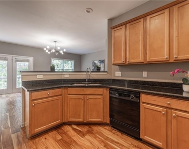2657 Cedar Drive - Photo Thumbnail 10