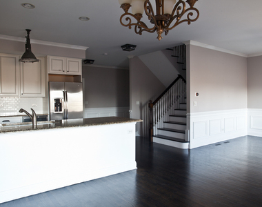 2213 Maple Hill - Photo Thumbnail 24