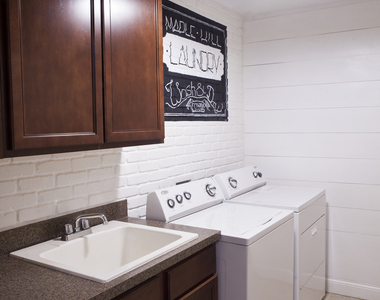 2213 Maple Hill - Photo Thumbnail 21