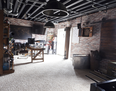 2213 Maple Hill - Photo Thumbnail 9
