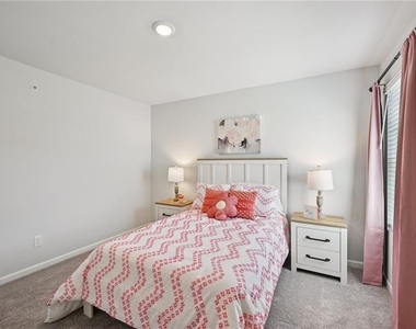 405 Lanier Circle - Photo Thumbnail 27