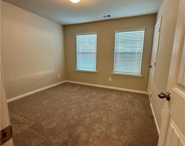 380 Whitetail Circle - Photo Thumbnail 12