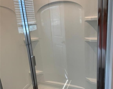 5223 Canberra Drive - Photo Thumbnail 28