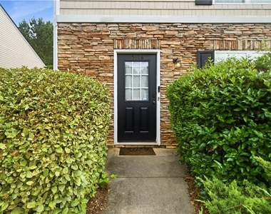 5606 Union Pointe Drive - Photo Thumbnail 1