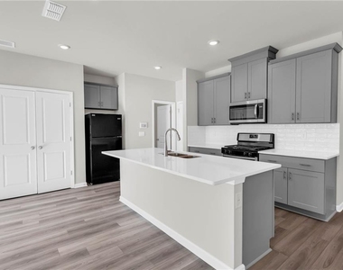 1645 Villageside Court - Photo Thumbnail 5