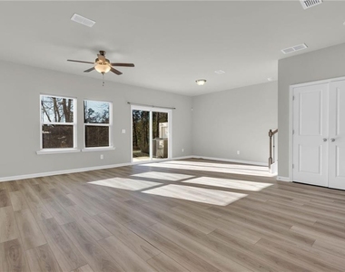 1645 Villageside Court - Photo Thumbnail 11
