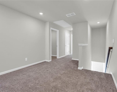 1645 Villageside Court - Photo Thumbnail 14