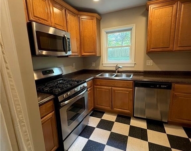 515 Allen Road Ne - Photo Thumbnail 6