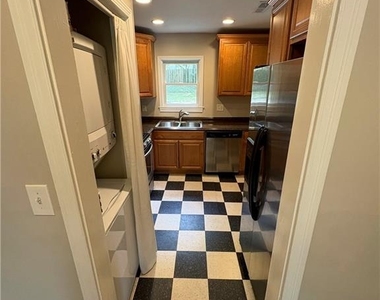 515 Allen Road Ne - Photo Thumbnail 10