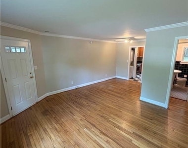 515 Allen Road Ne - Photo Thumbnail 4