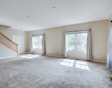 662 Chaney Court - Photo Thumbnail 3
