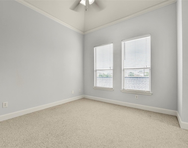 1607 W Dallas Street - Photo Thumbnail 12