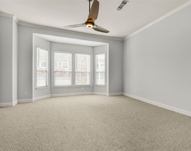 1607 W Dallas Street - Photo Thumbnail 15