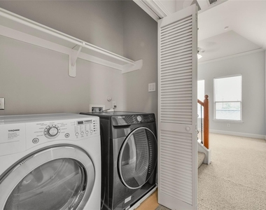 1607 W Dallas Street - Photo Thumbnail 19