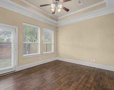 27123 Camirillo Creek Lane - Photo Thumbnail 19