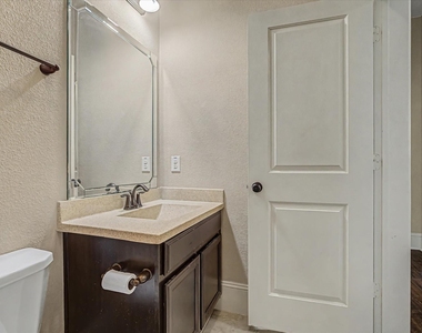 27123 Camirillo Creek Lane - Photo Thumbnail 37