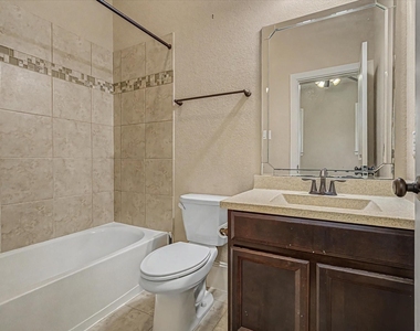 27123 Camirillo Creek Lane - Photo Thumbnail 36