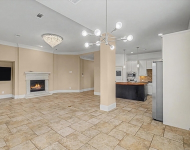 27123 Camirillo Creek Lane - Photo Thumbnail 9