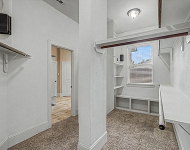 27123 Camirillo Creek Lane - Photo Thumbnail 22
