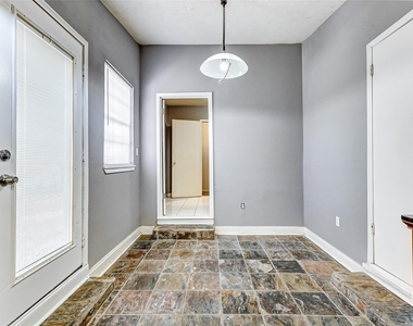 5519 Burlinghall Drive - Photo Thumbnail 22