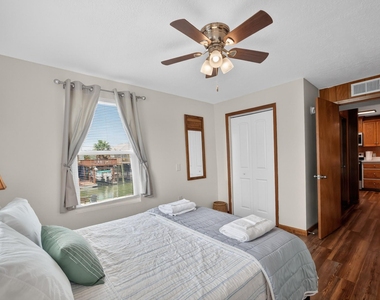 16618 Bermuda Way - Photo Thumbnail 10