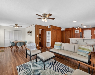 16618 Bermuda Way - Photo Thumbnail 8