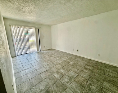 2830 S Bartell Drive - Photo Thumbnail 2
