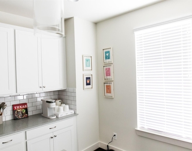 5203 Burress Springs Lane - Photo Thumbnail 27