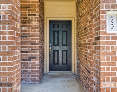 6143 Norwood Meadows Lane - Photo Thumbnail 3
