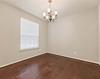 6143 Norwood Meadows Lane - Photo Thumbnail 5