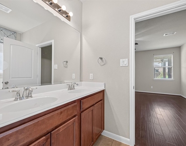 6143 Norwood Meadows Lane - Photo Thumbnail 30