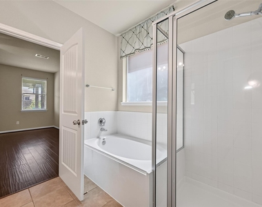 6143 Norwood Meadows Lane - Photo Thumbnail 31