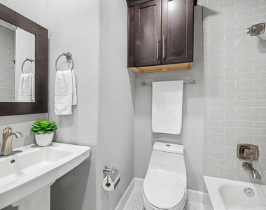 1028 Patterson - Photo Thumbnail 10
