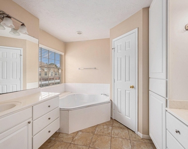 2710 Grants Lake Boulevard - Photo Thumbnail 18