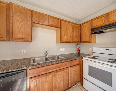 3111 Overcross Drive - Photo Thumbnail 6