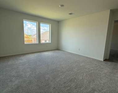 3061 Fantasy Terrace Drive - Photo Thumbnail 13