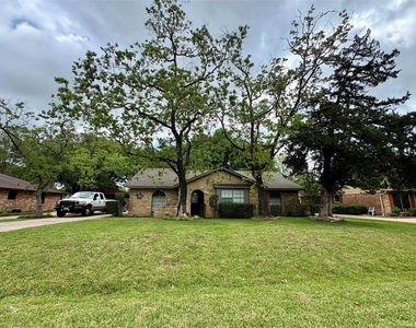 21802 Rotherham Drive - Photo Thumbnail 1