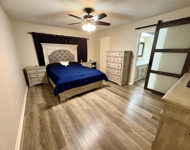 21802 Rotherham Drive - Photo Thumbnail 13