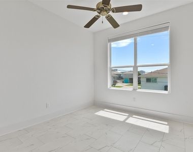 4006 Fort Bend Drive - Photo Thumbnail 25
