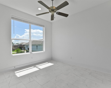 4006 Fort Bend Drive - Photo Thumbnail 29