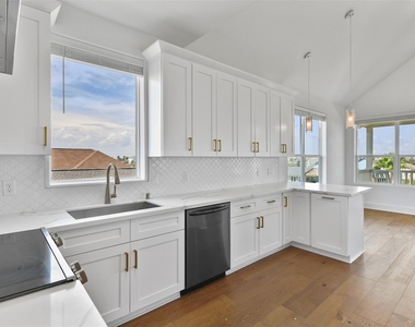 4006 Fort Bend Drive - Photo Thumbnail 11
