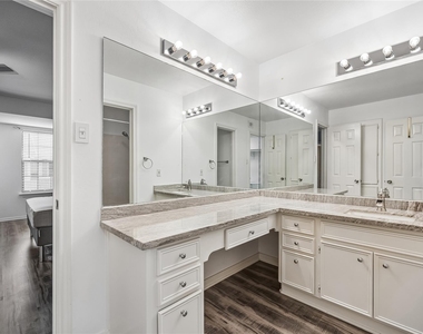 763 Bering Drive - Photo Thumbnail 14