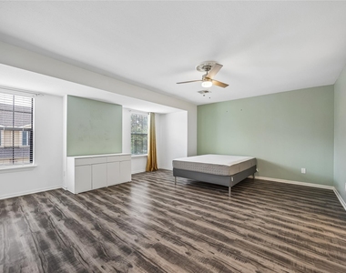 763 Bering Drive - Photo Thumbnail 9