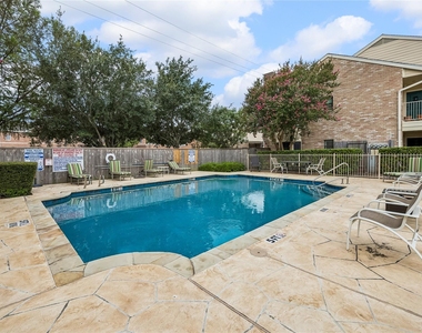 763 Bering Drive - Photo Thumbnail 17