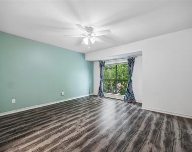 763 Bering Drive - Photo Thumbnail 7