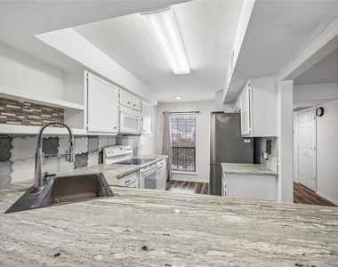 763 Bering Drive - Photo Thumbnail 6