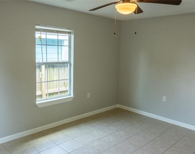 537 Cottontail Drive - Photo Thumbnail 14
