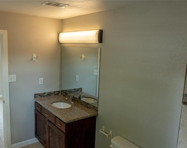537 Cottontail Drive - Photo Thumbnail 16