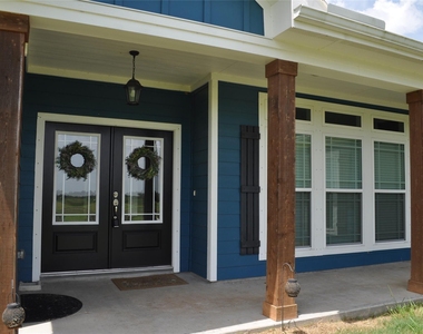 2502 Majestic Oaks Court - Photo Thumbnail 6